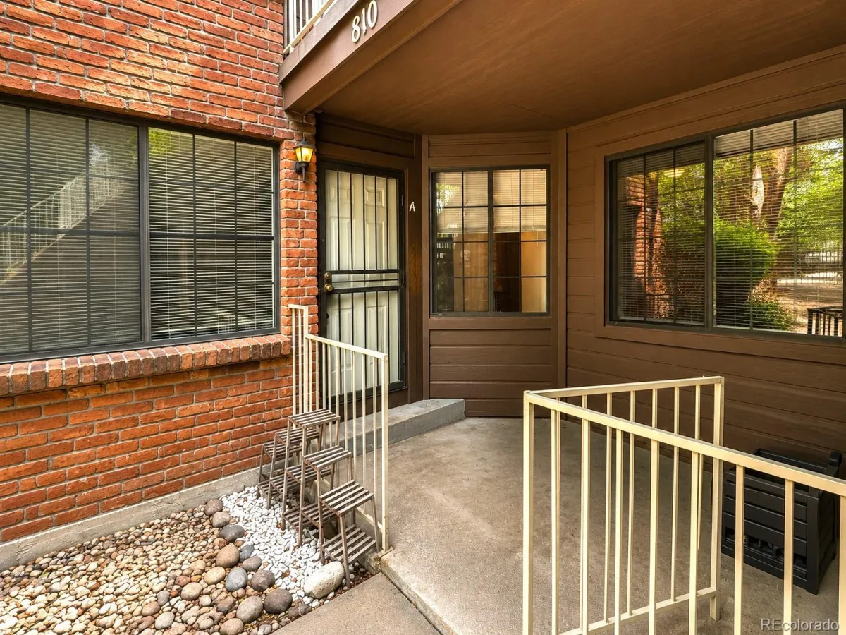 810 S Vance Street #A Lakewood CO 80226 MLS #REC2345833 05142026211026 1200 0