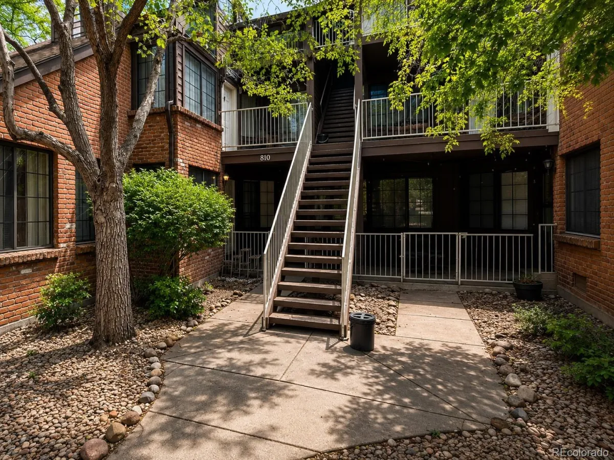 810 S Vance Street #A Lakewood CO 80226 MLS #REC2345833 05142026211026 1200 1
