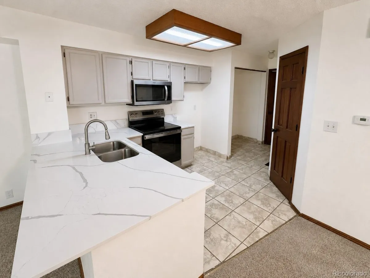 810 S Vance Street #A Lakewood CO 80226 MLS #REC2345833 05142026211026 1200 13