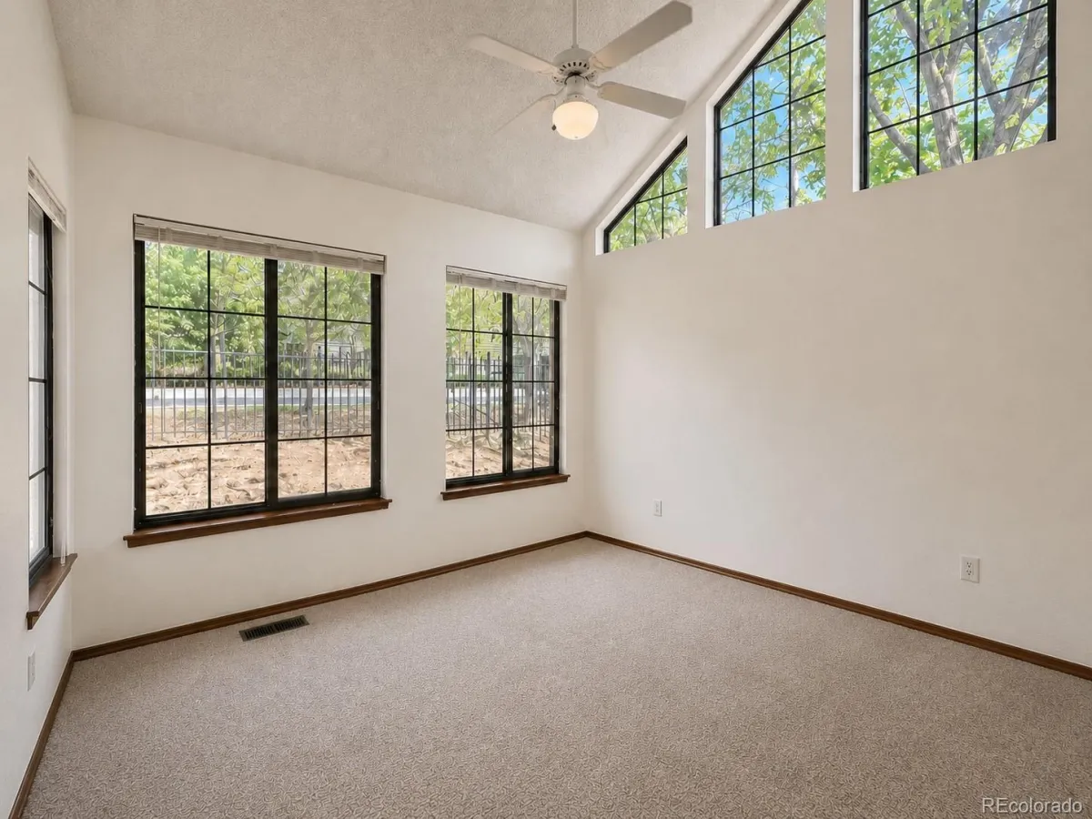 810 S Vance Street #A Lakewood CO 80226 MLS #REC2345833 05142026211026 1200 6