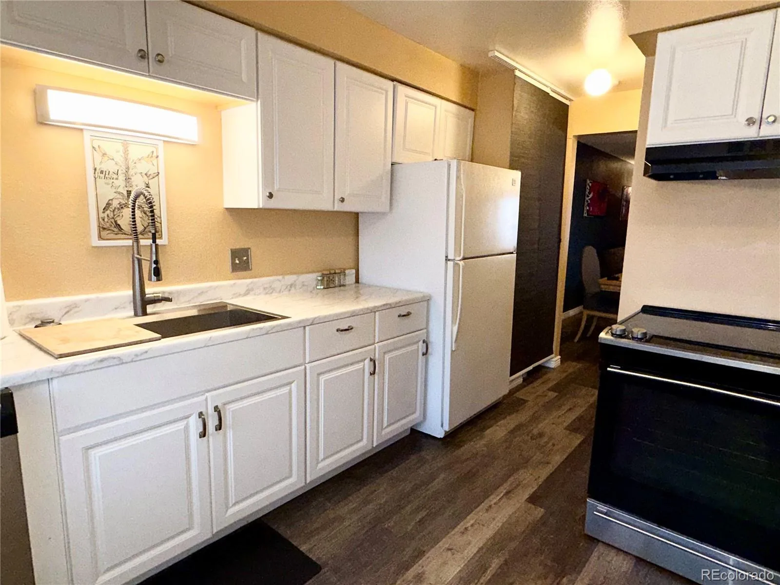 5672 S Lowell Boulevard Littleton CO 80123 | MLS #REC2346229 06182026202827 1600 3