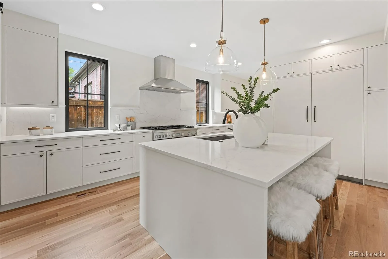 1060 S Ogden Street Denver CO 80209 MLS #REC2347005 06092026024351 1600 10