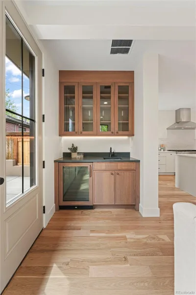 1060 S Ogden Street Denver CO 80209 MLS #REC2347005 06092026024351 800 14