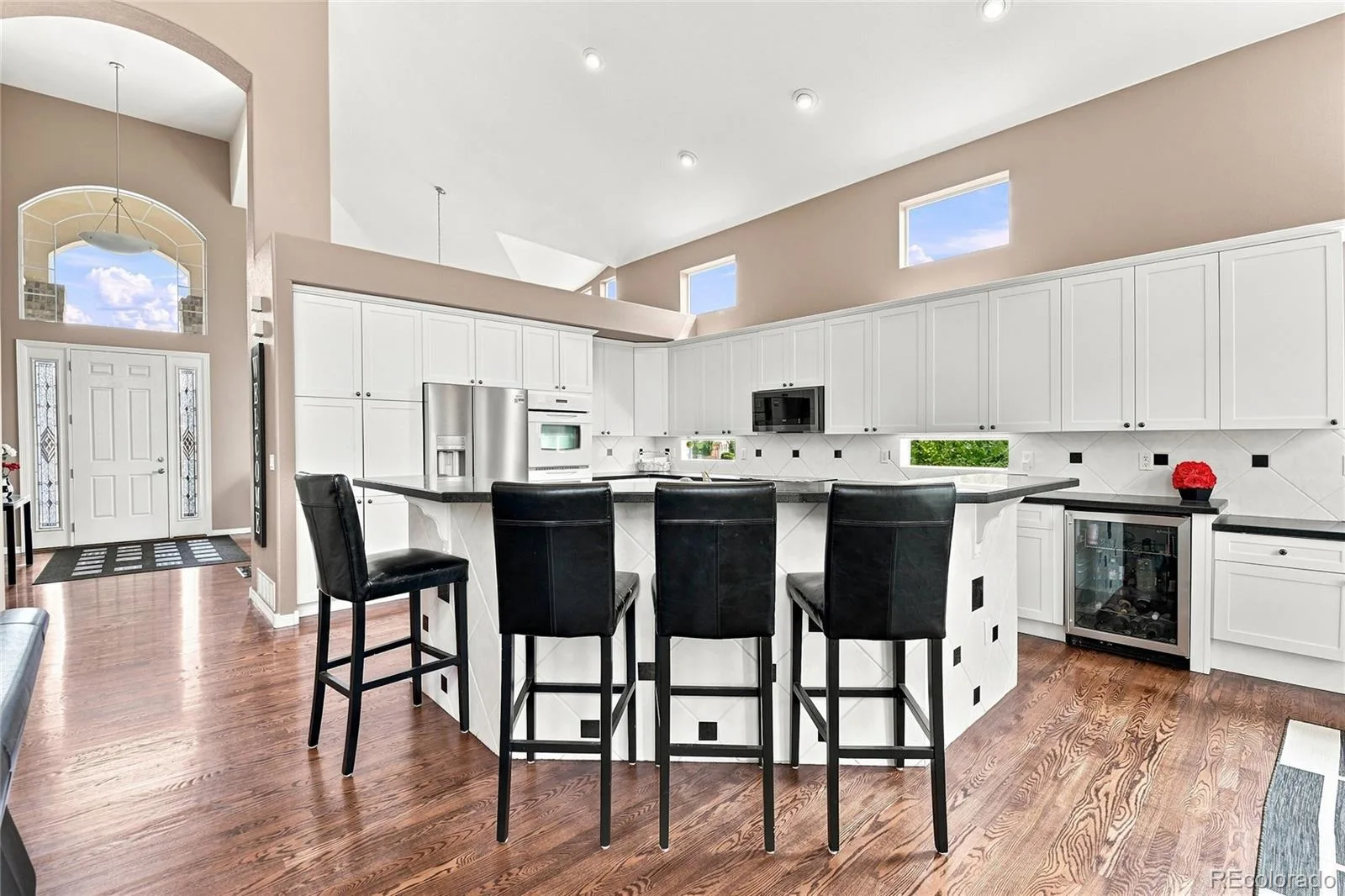6072 Vacquero Drive Castle Rock CO 80108 | MLS #REC2347148 08112026183233 1600 12