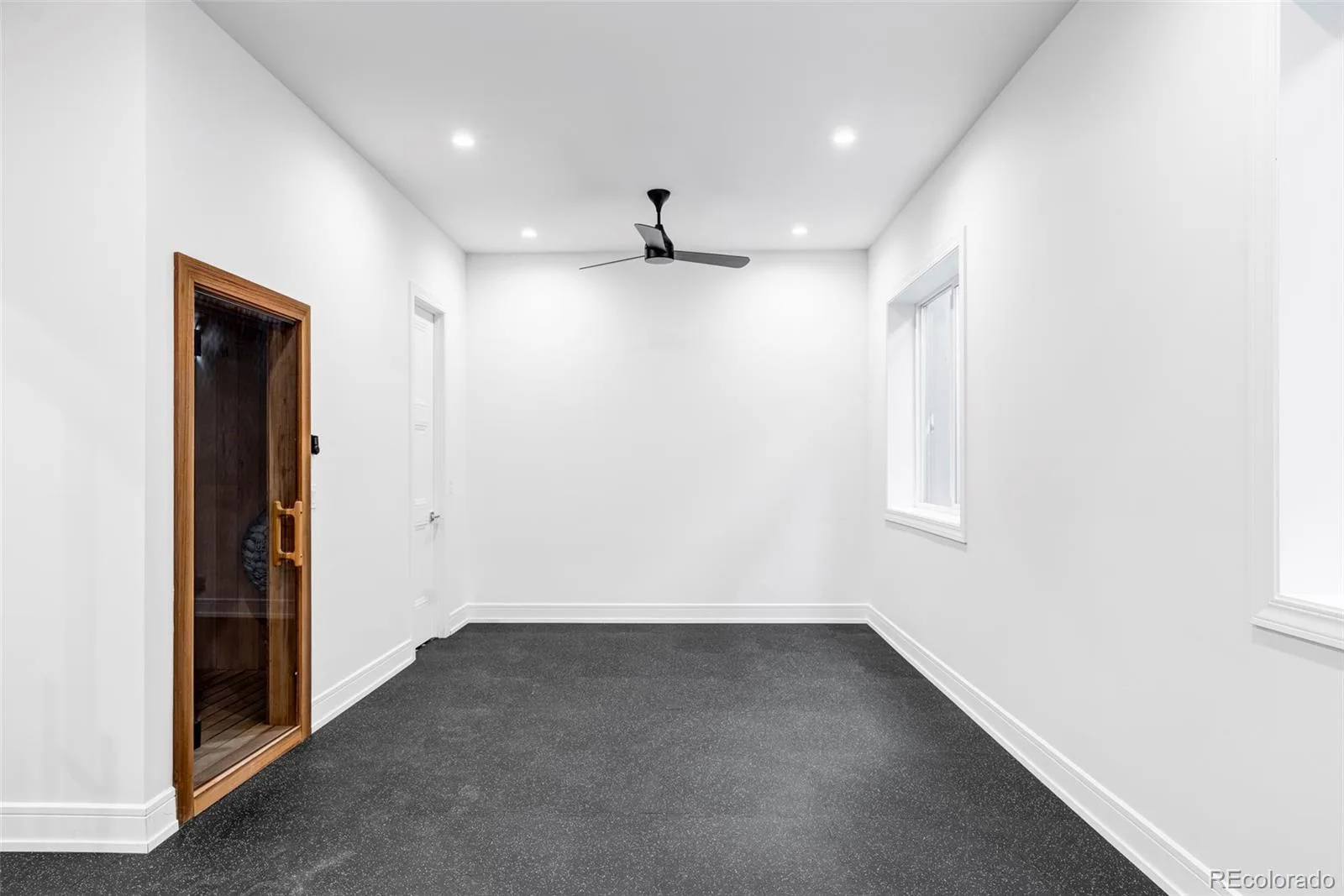 1059 S York Street Denver CO 80209 MLS #REC2347820 05292026222740 1600 35