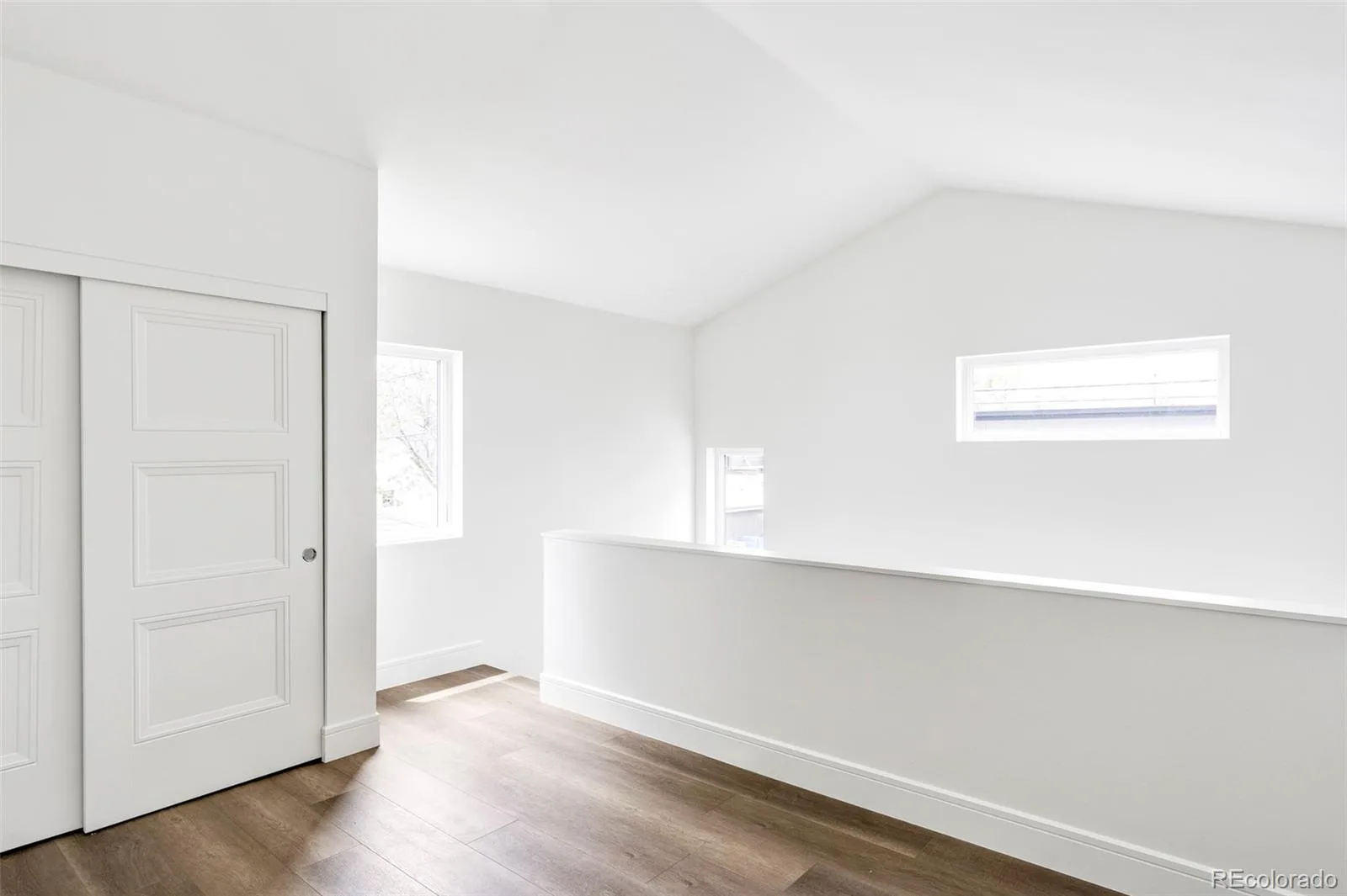 1059 S York Street Denver CO 80209 MLS #REC2347820 05292026222740 1600 49