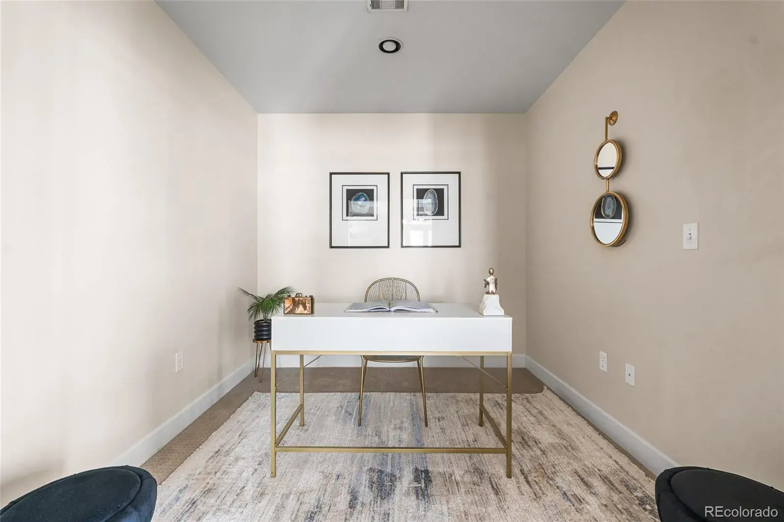 09182025003738 1600 24