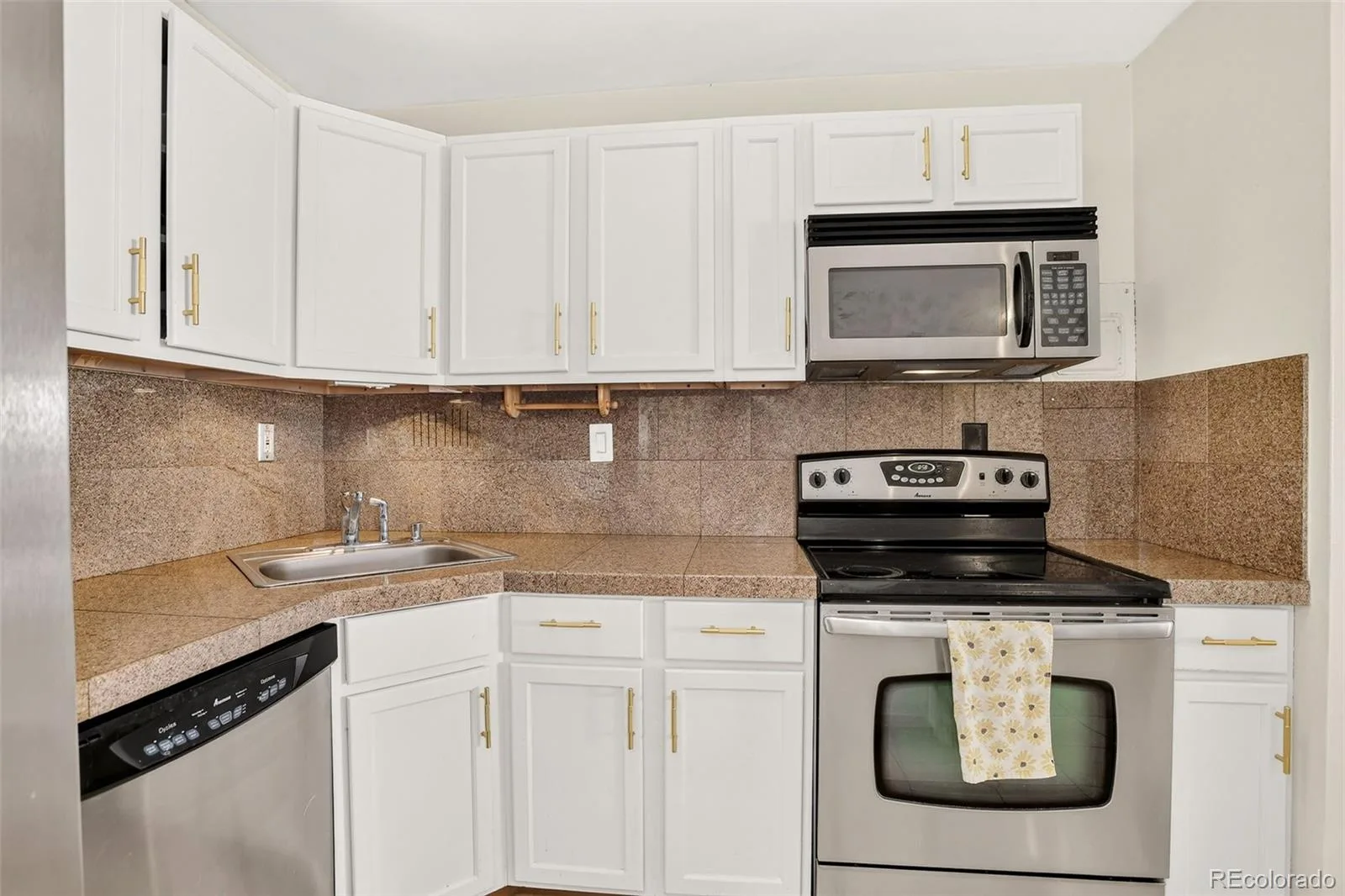1121 Albion Street #607 Denver CO 80220 | MLS #REC2348879 07232026154330 1600 6