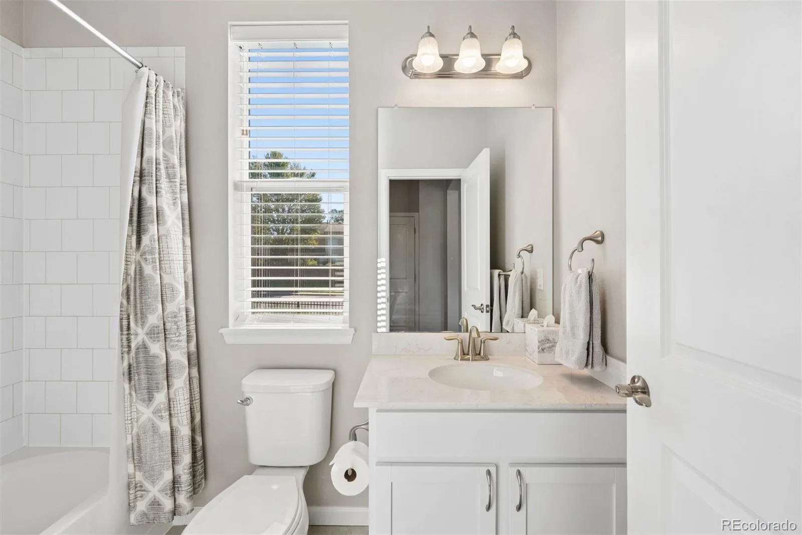 14943 E Belleview Drive Aurora CO 80015 | MLS #REC2349166 08312026164604 1600 36