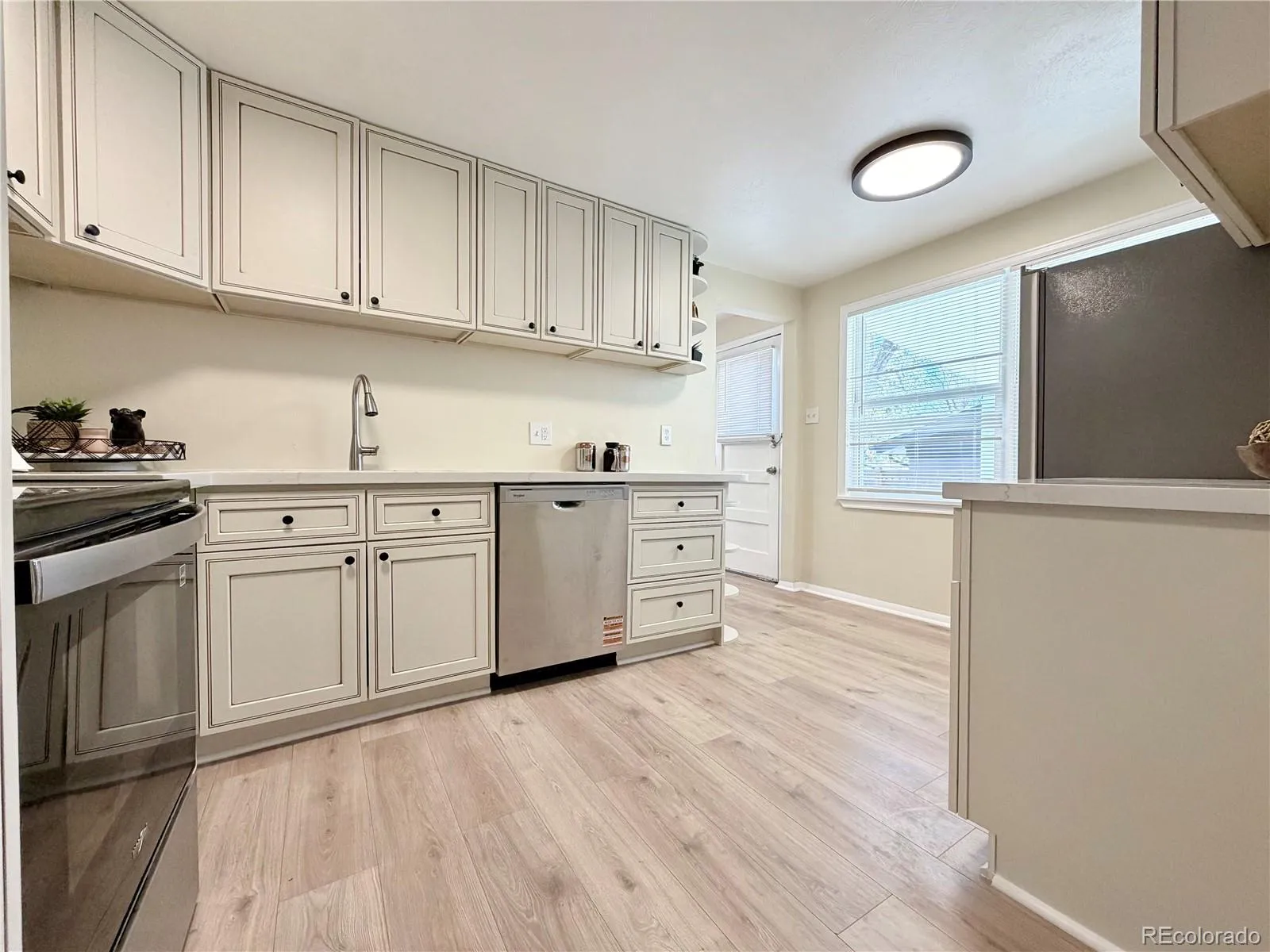 04172026003607 1600 7