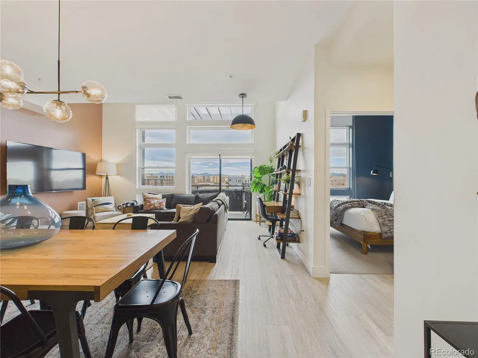 11212025022255 1600 11