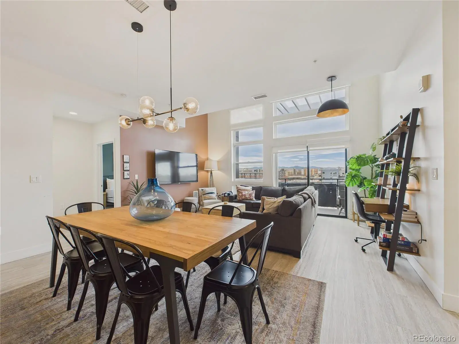 11212025022255 1600 12