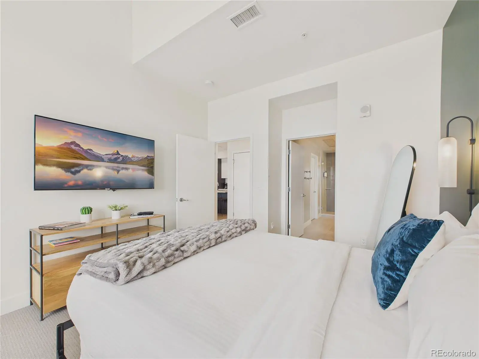 11212025022255 1600 34