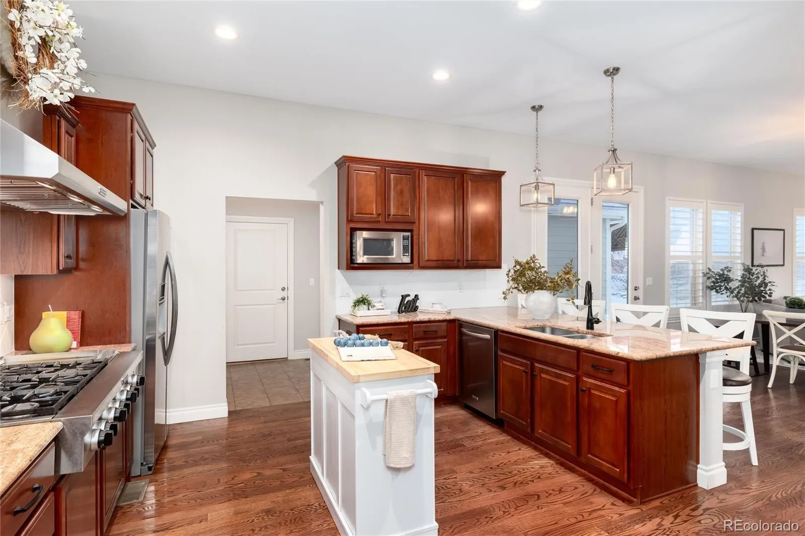 04142026140456 1600 12