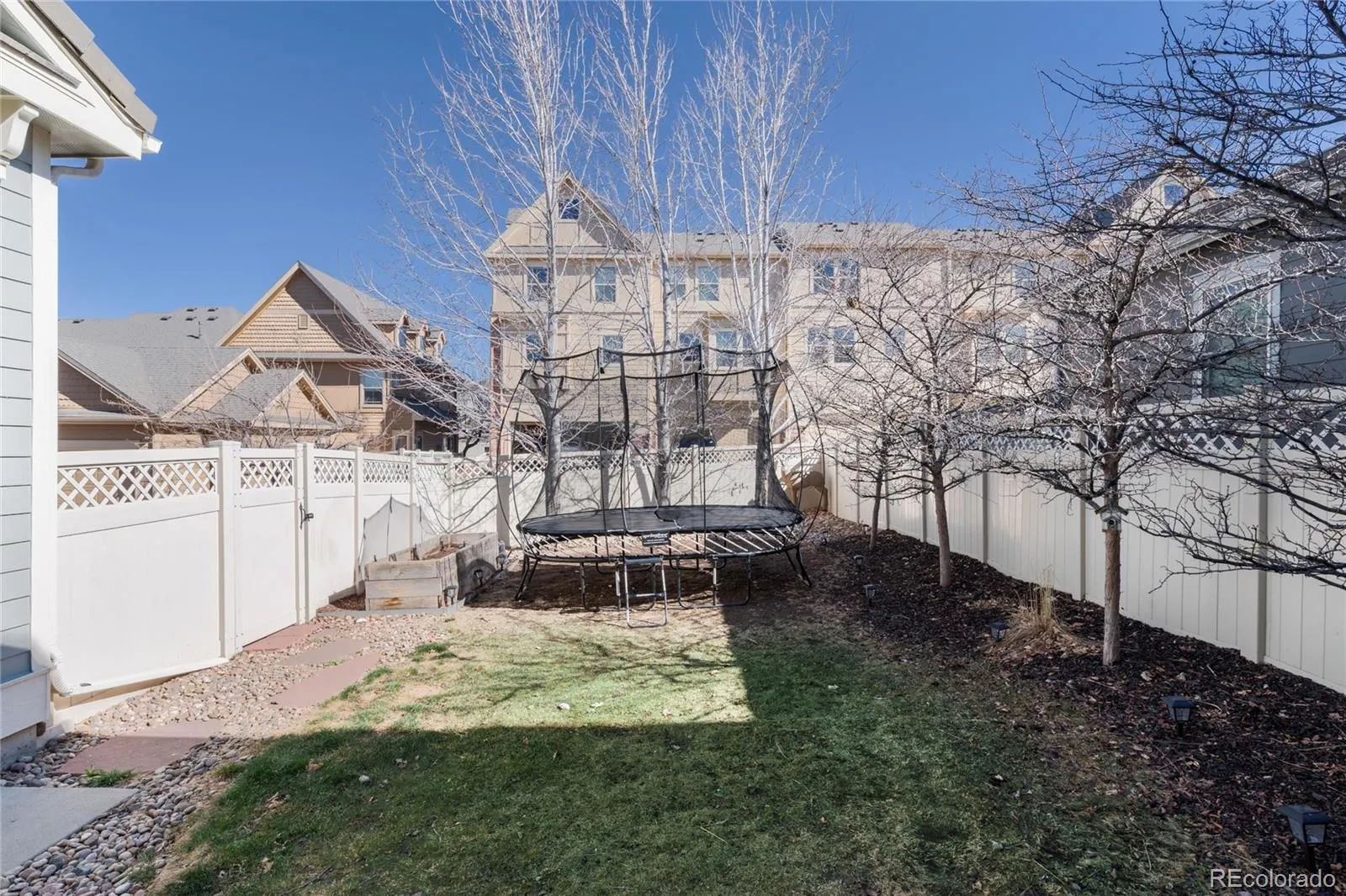 04142026140456 1600 33