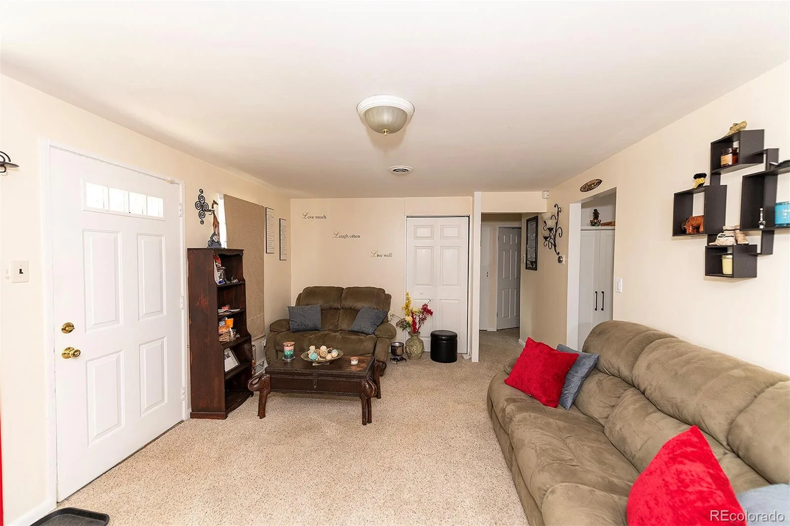 6571 Porter Way Commerce City CO 80022 | MLS #REC2355376 07032026180445 1600 8