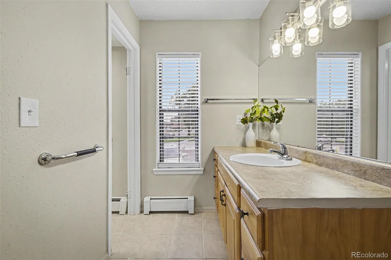 532 Oakwood Drive #D101 Castle Rock CO 80104 | MLS #REC2355808 07162026184717 1600 16