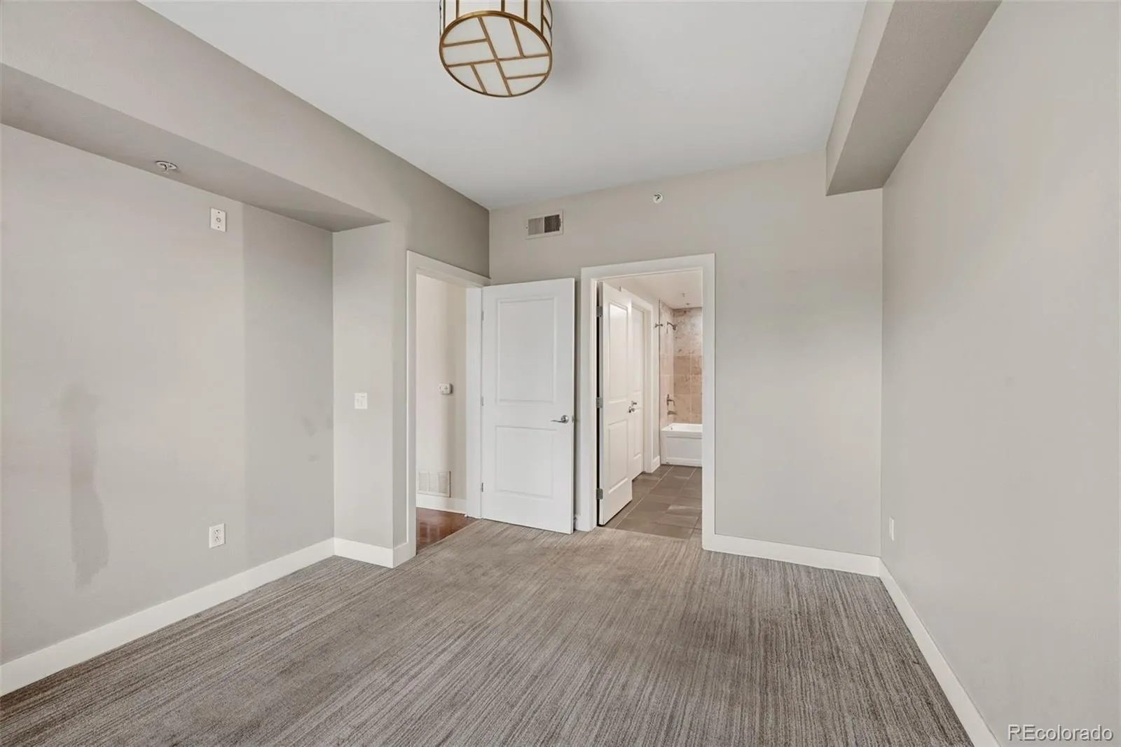 04052026162152 1600 20