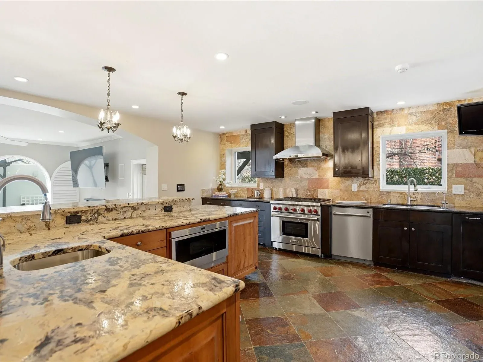 03122026233157 1600 22