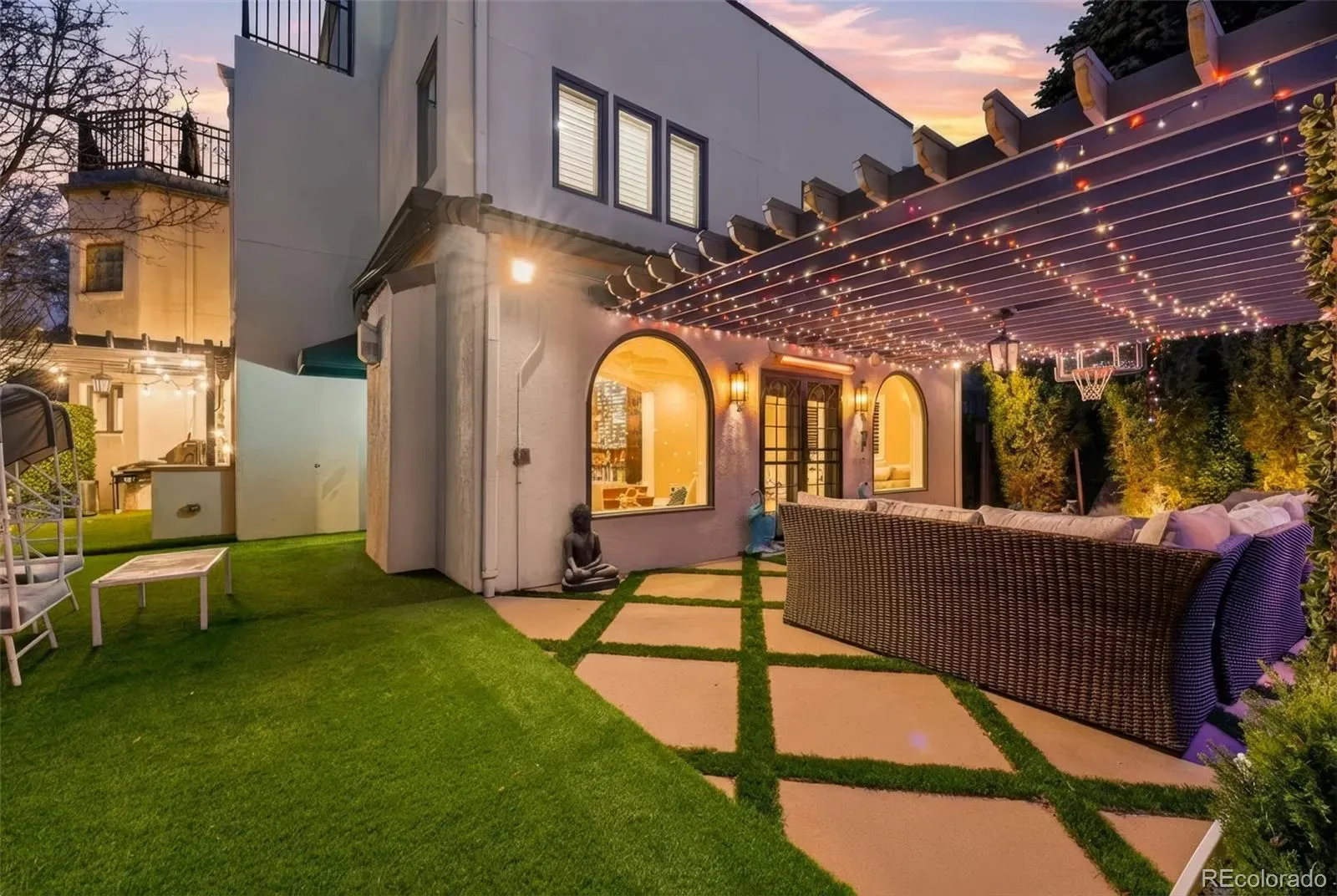 03122026233157 1600 36