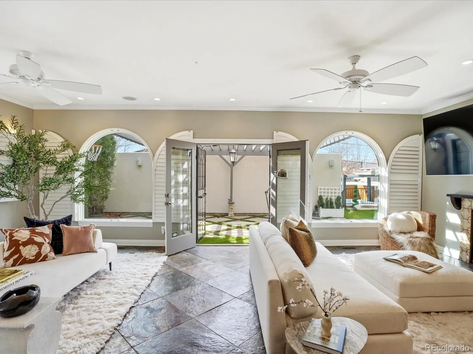 03122026233157 1600 8