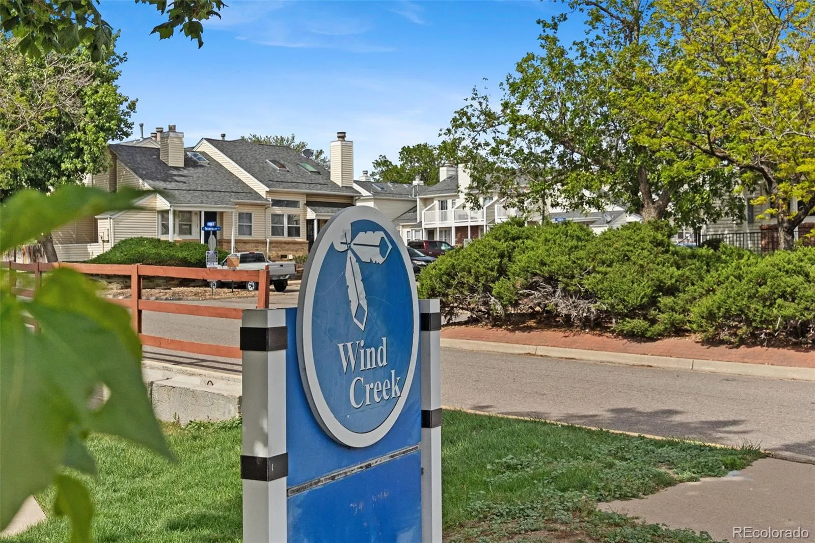 17094 E Tennessee Drive #213 Aurora CO 80017 MLS #REC2360503 06012026185405 1600 31
