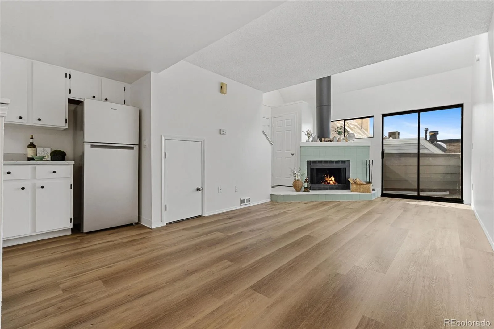 17094 E Tennessee Drive #213 Aurora CO 80017 MLS #REC2360503 06012026185405 1600 5