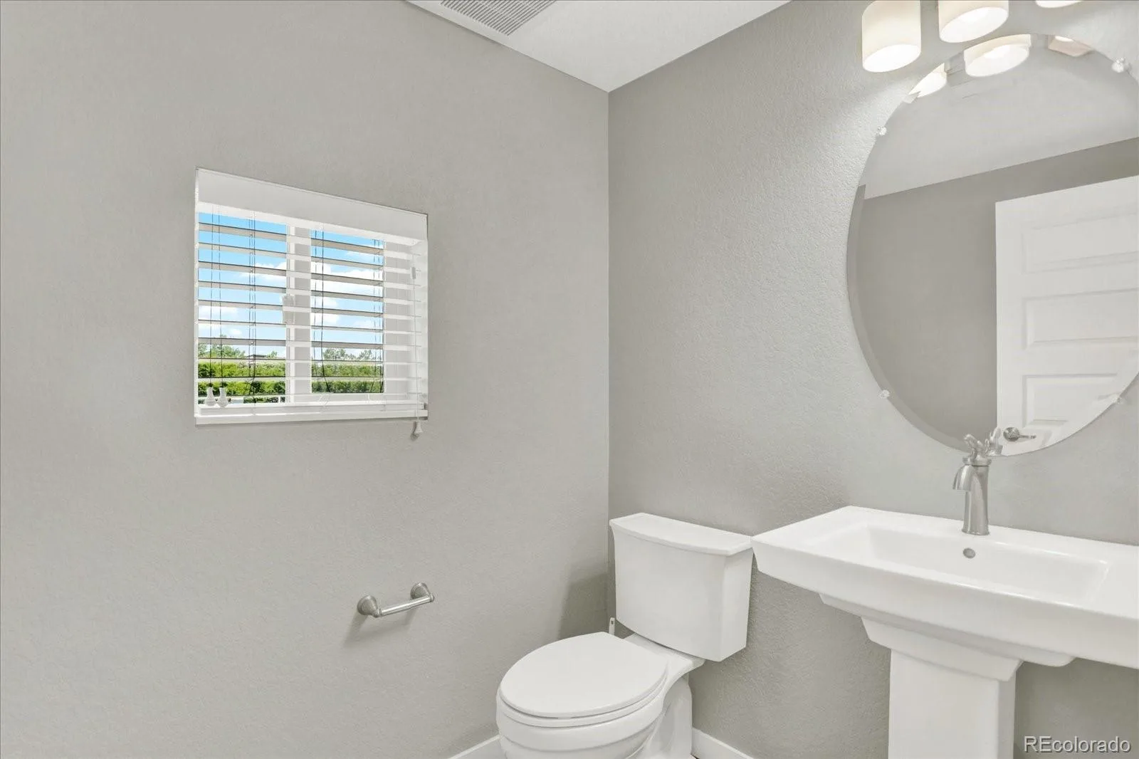 4920 Valentia Street Denver CO 80238 | MLS #REC2361788 08192026195817 1600 7