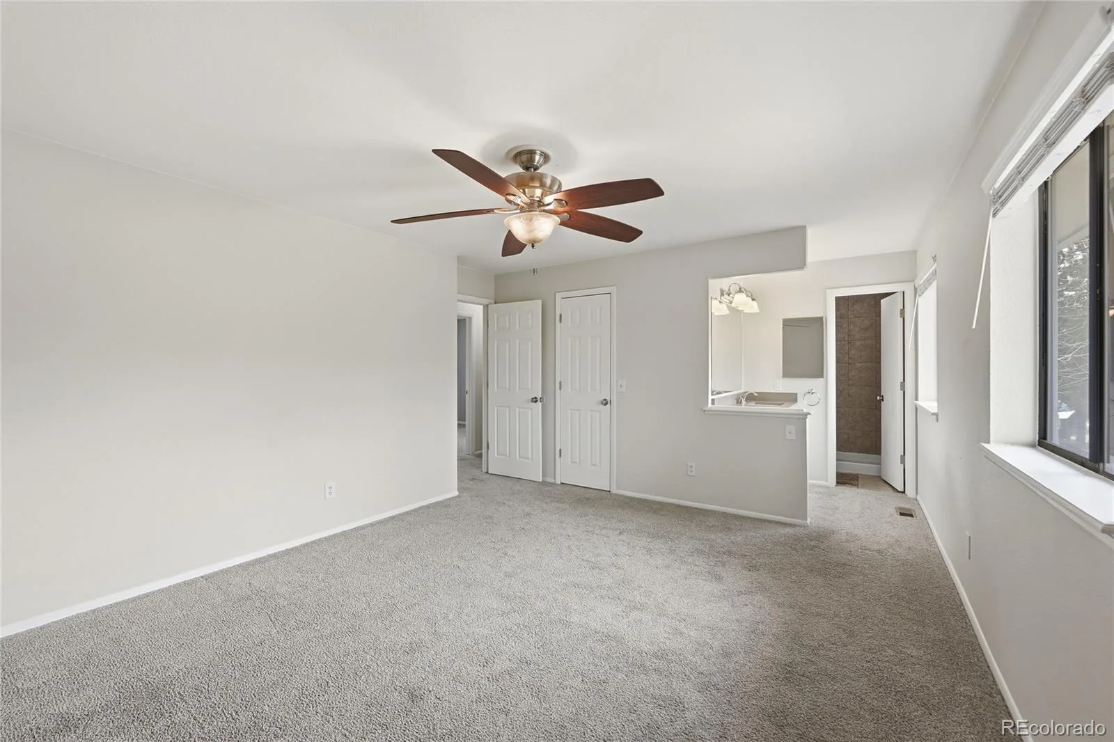 3185 S Ensenada Way Aurora CO 80013 MLS #REC2362049 06092026024445 1600 19