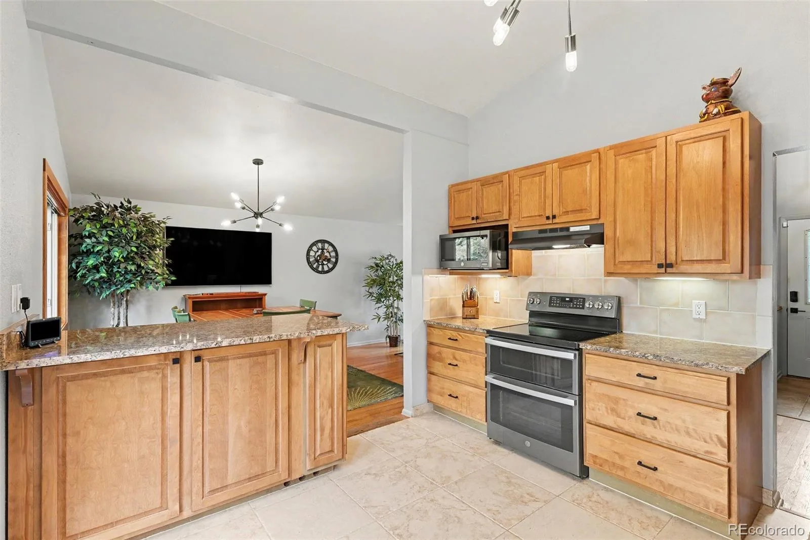 2988 S Wabash Street Denver CO 80231 | MLS #REC2363957 09242026101222 1600 11
