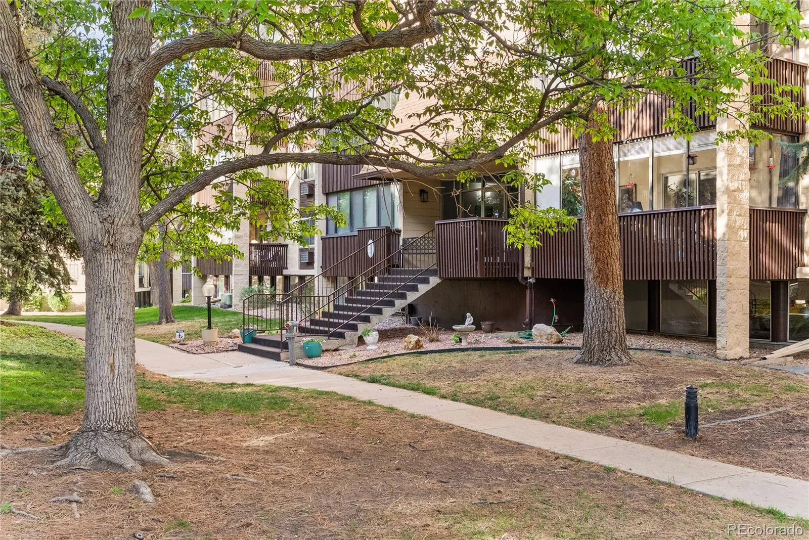 6940 E Girard Avenue #307 Denver CO 80224 MLS #REC2364162 05232026092427 1600 40