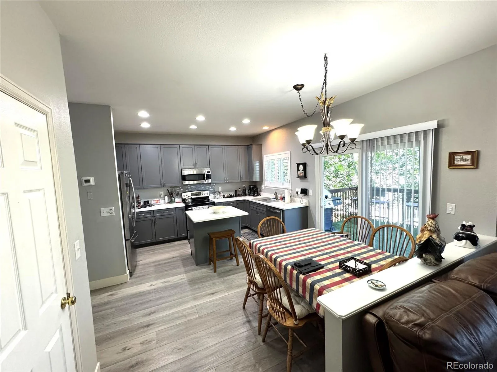 18937 E Crestridge Circle Aurora CO 80015 | MLS #REC2364675 08052026181411 1600 4