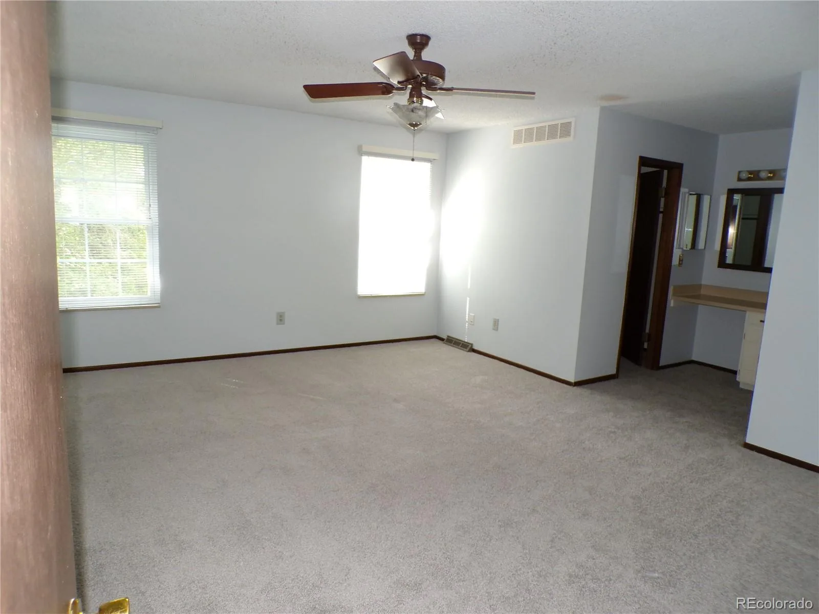 2714 S Xanadu Way Aurora CO 80014 | MLS #REC2364818 09132026225251 1600 10
