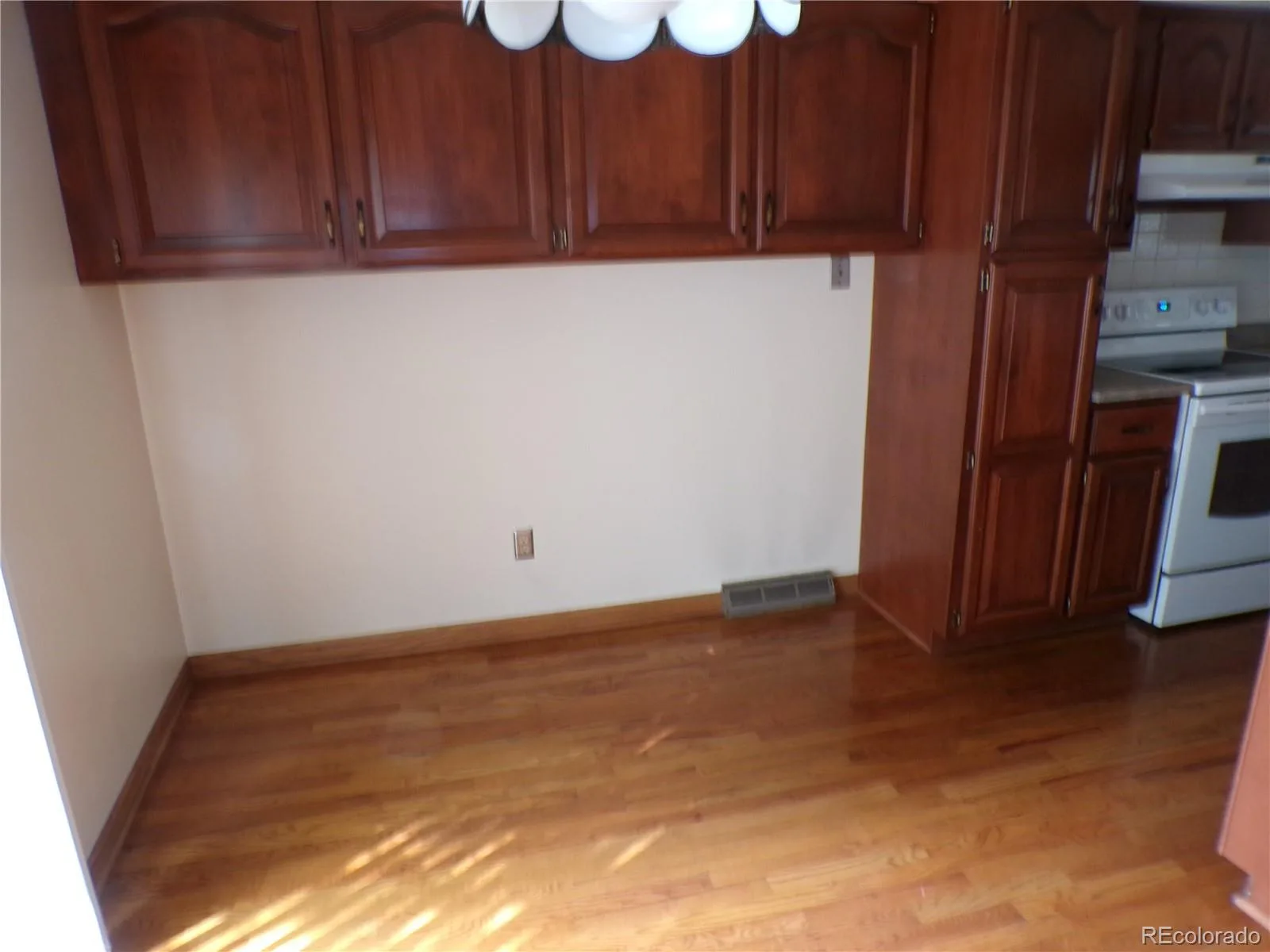 2714 S Xanadu Way Aurora CO 80014 | MLS #REC2364818 09132026225251 1600 4