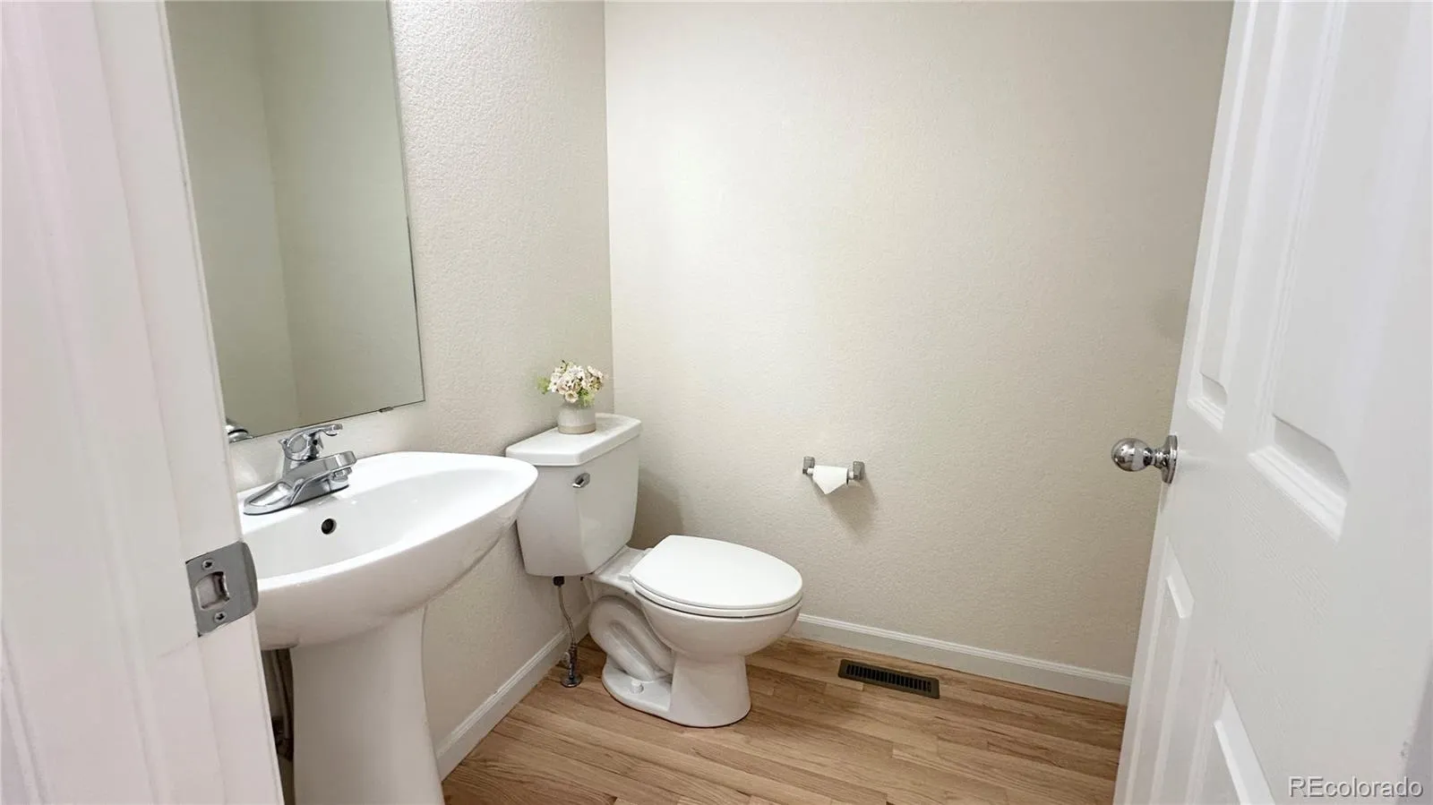 04162026180927 1600 8