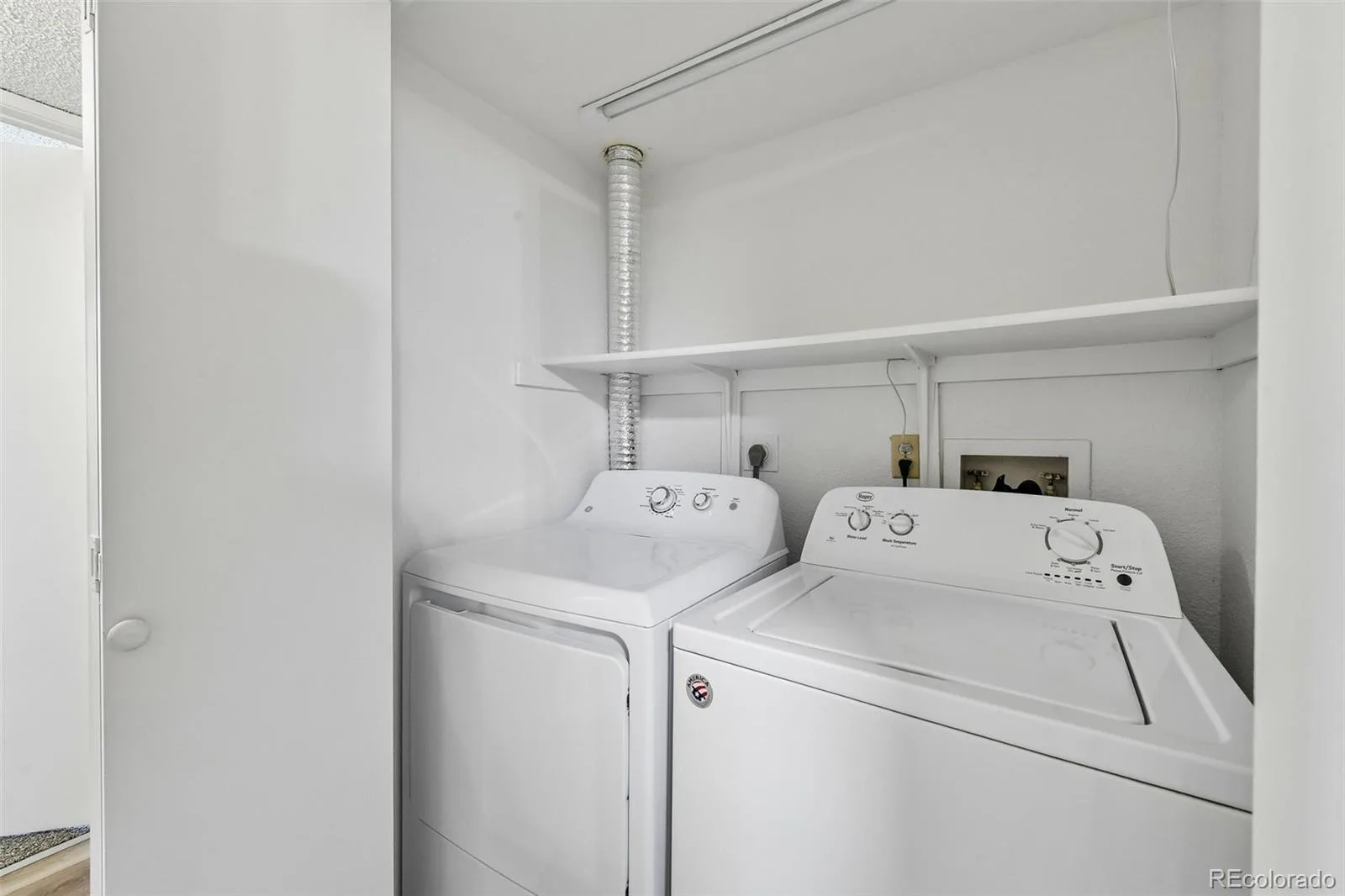 1075 S Elkhart Way #202 Aurora CO 80012 | MLS #REC2369473 07062026201739 1600 17