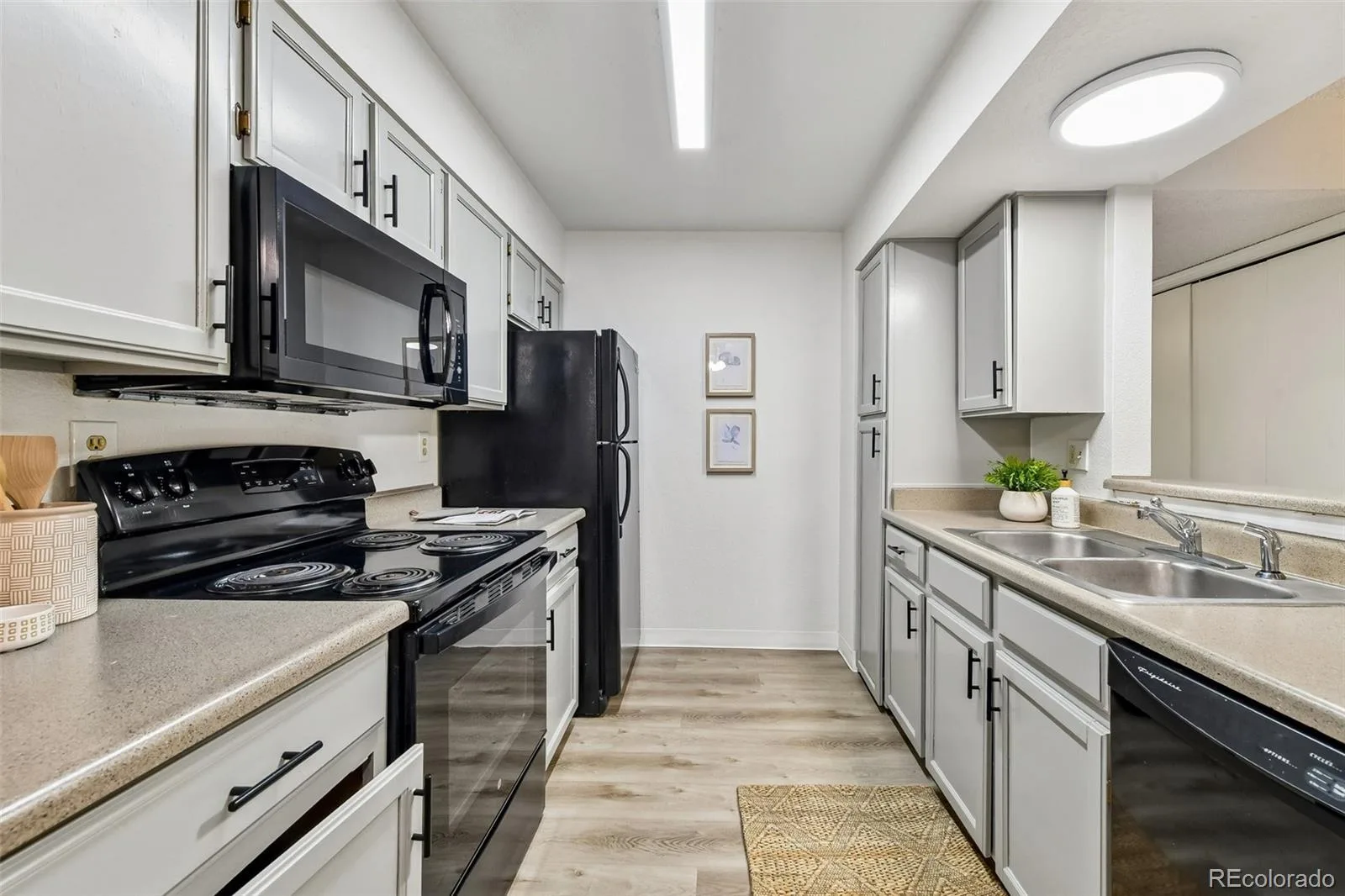 1075 S Elkhart Way #202 Aurora CO 80012 | MLS #REC2369473 07062026201739 1600 4