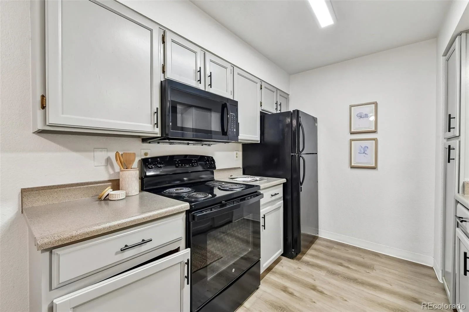 1075 S Elkhart Way #202 Aurora CO 80012 | MLS #REC2369473 07062026201739 1600 5