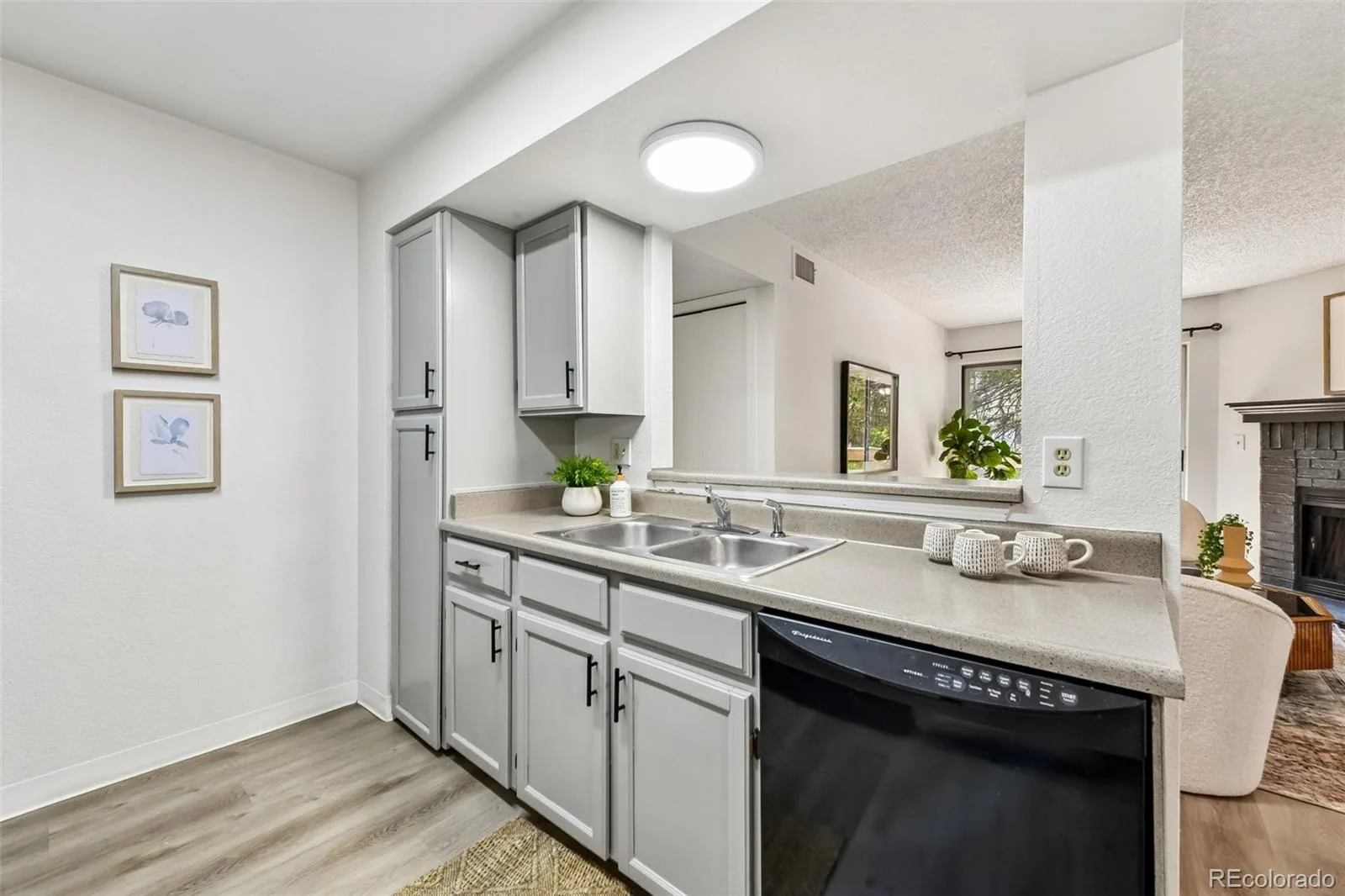 1075 S Elkhart Way #202 Aurora CO 80012 | MLS #REC2369473 07062026201739 1600 6