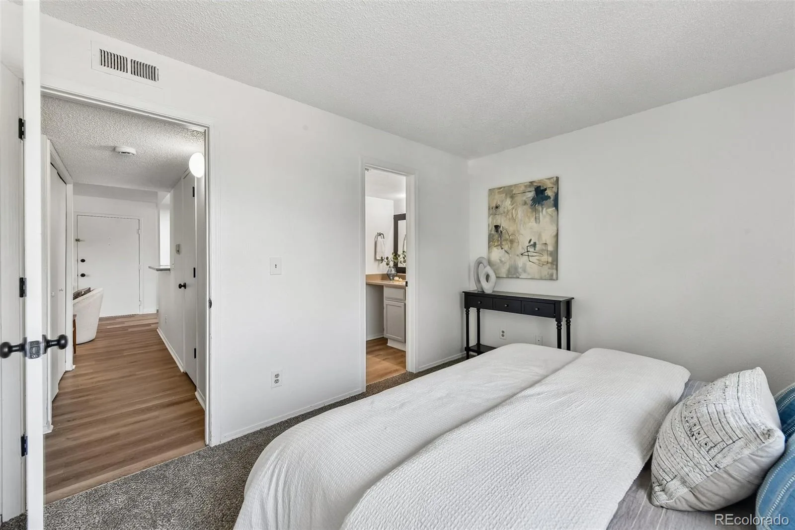 1075 S Elkhart Way #202 Aurora CO 80012 | MLS #REC2369473 07062026201739 1600 9