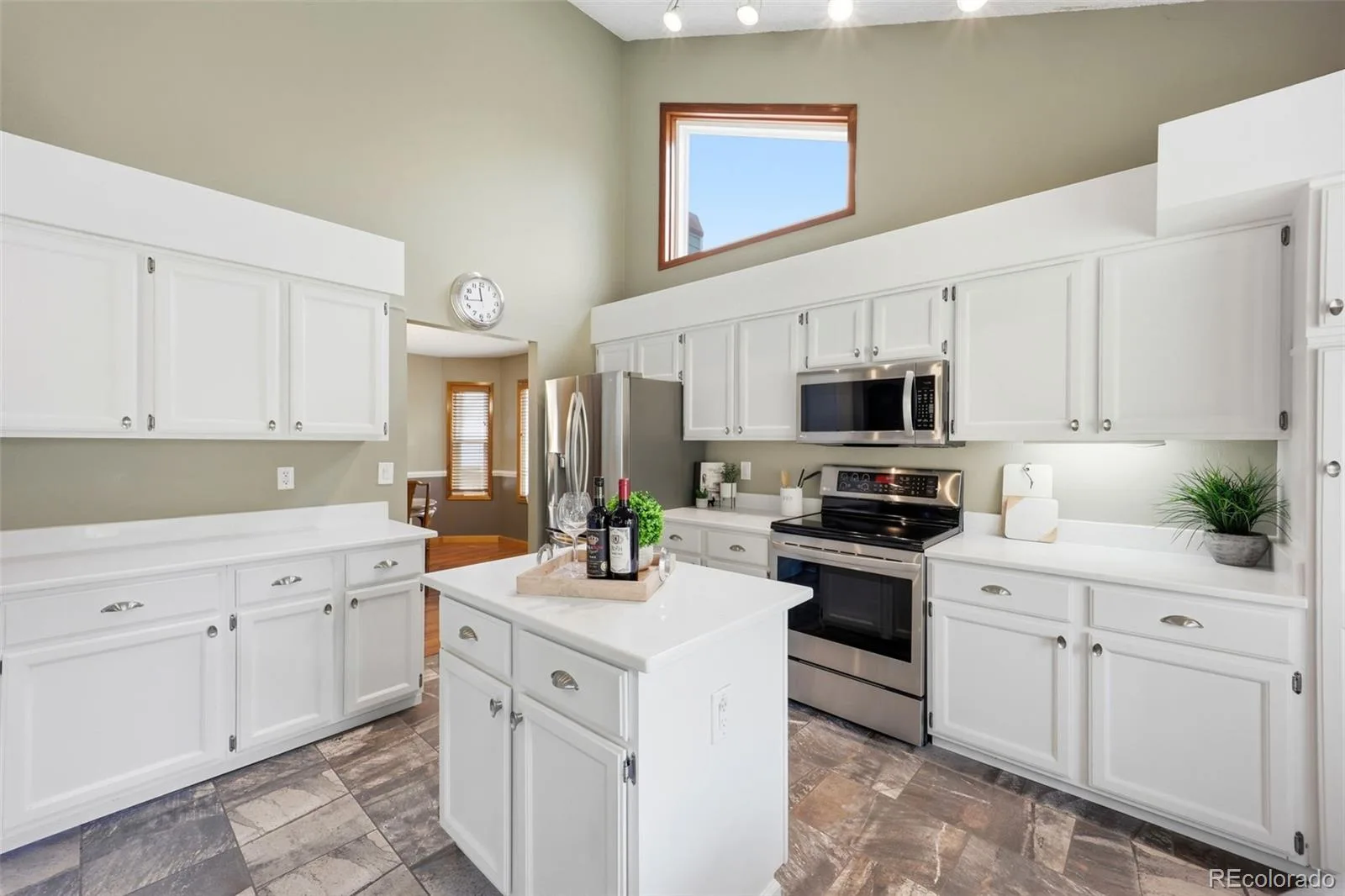 9342 Cornell Circle Littleton CO 80130 | MLS #REC2373555 08062026204947 1600 10