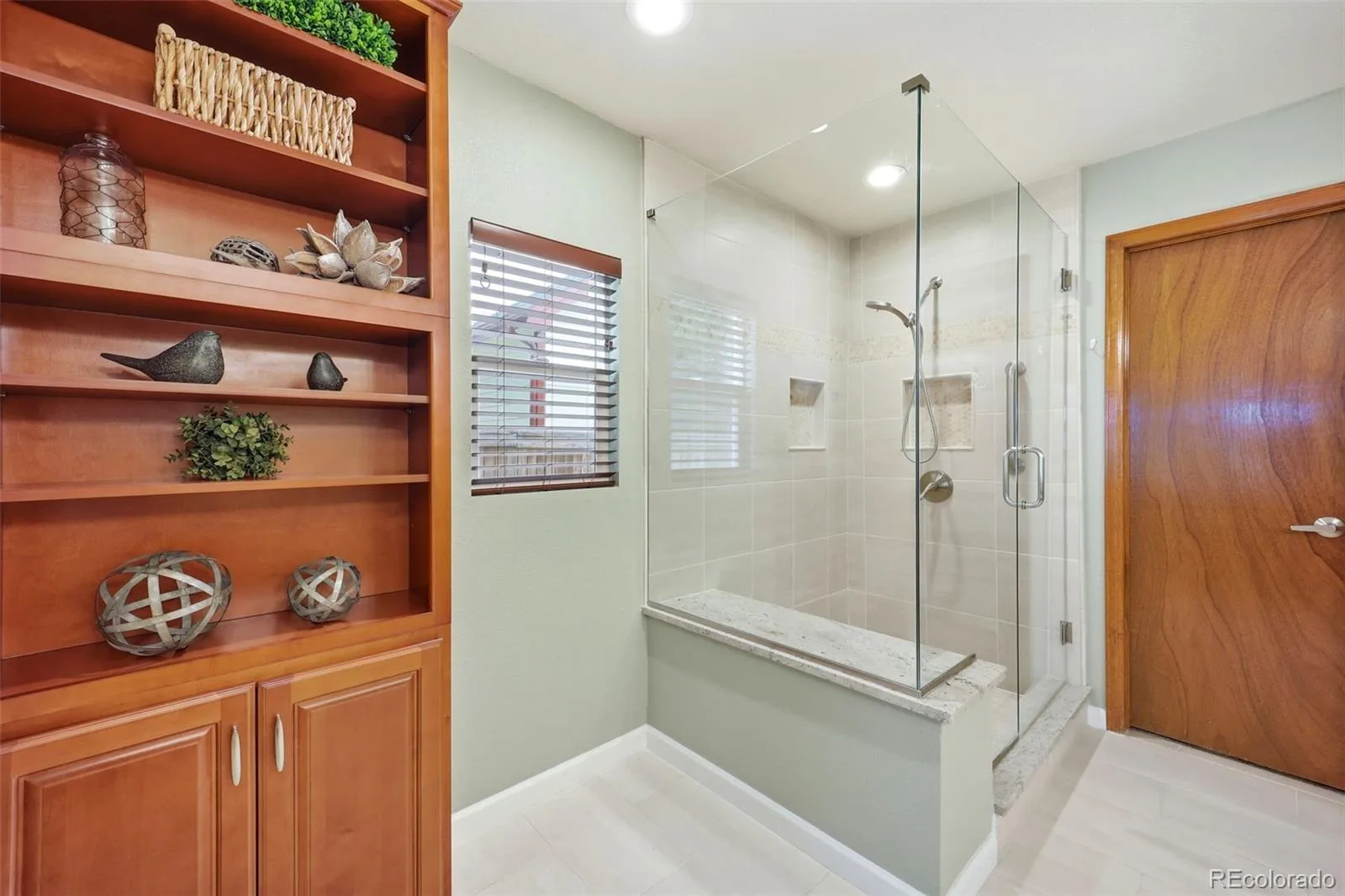 9342 Cornell Circle Littleton CO 80130 | MLS #REC2373555 08062026204947 1600 19