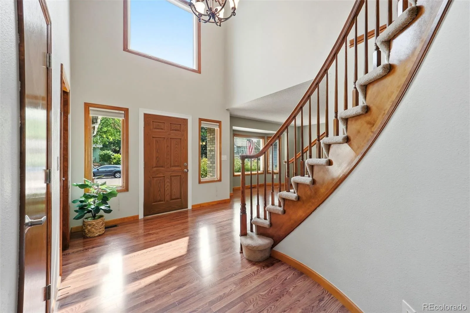 9342 Cornell Circle Littleton CO 80130 | MLS #REC2373555 08062026204947 1600 2
