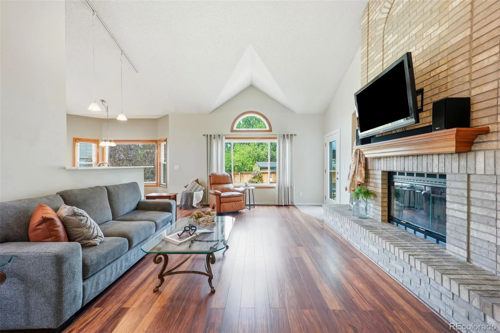 9342 Cornell Circle Littleton CO 80130 | MLS #REC2373555 08062026204947 1600 4