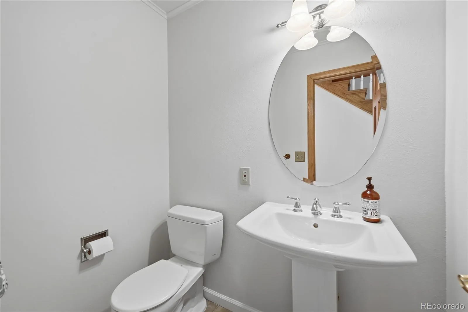 2688 S Macon Court Aurora CO 80014 MLS #REC2374199 05122026190006 1600 10