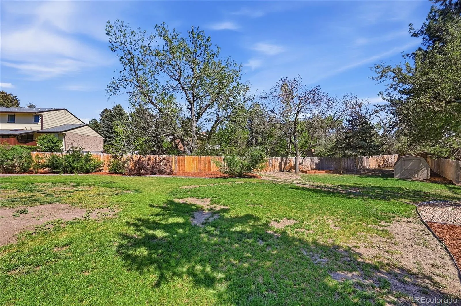 2688 S Macon Court Aurora CO 80014 MLS #REC2374199 05122026190006 1600 25