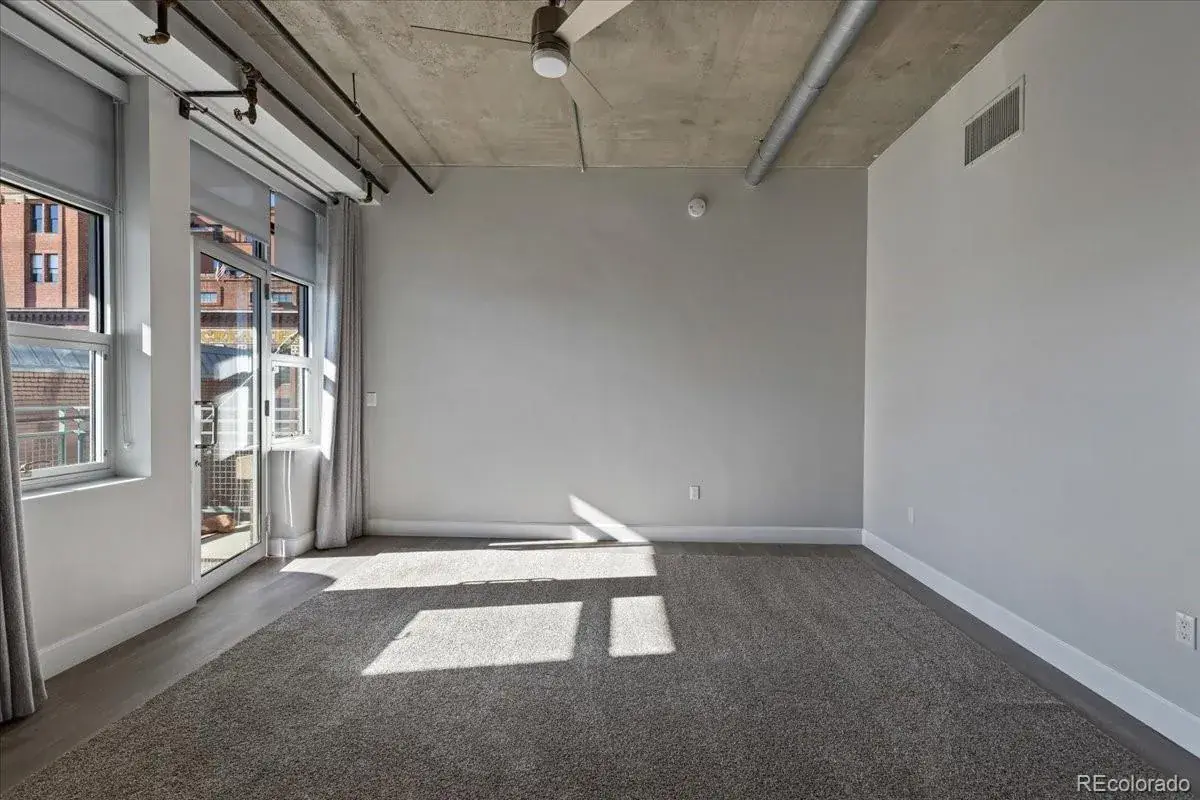 11182025192656 1200 11