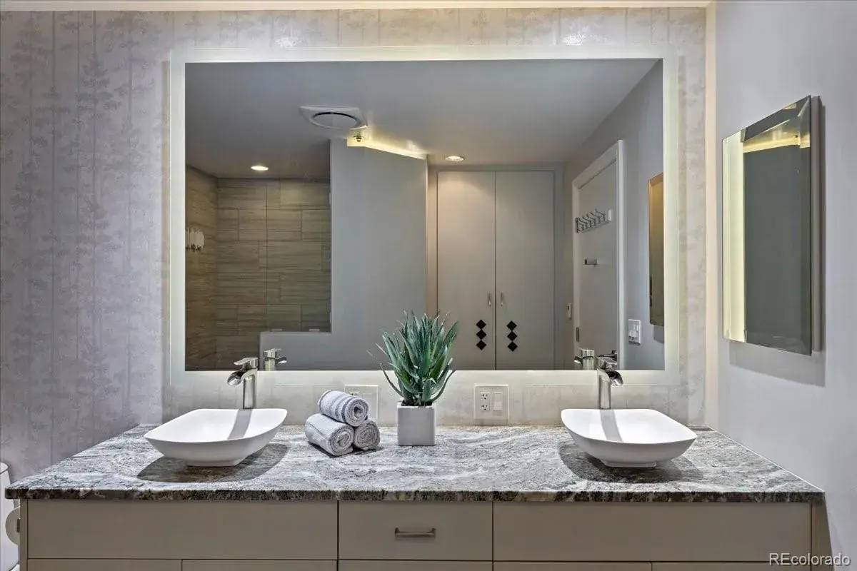 11182025192656 1200 16