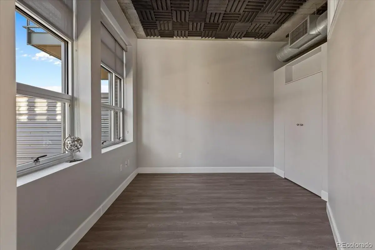 11182025192656 1200 19