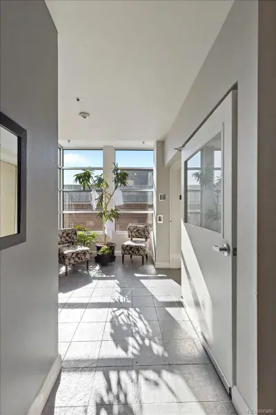 11182025192656 800 33